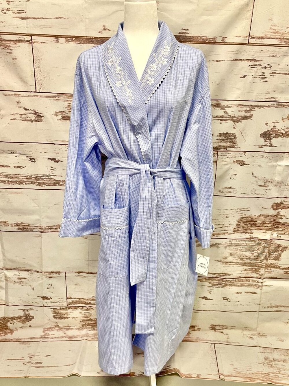 Miss Elaine Cotton Embroidered Robe